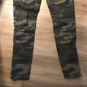Express Jeans - Express camo ankle jean zipper 00 Stella xs Express Jeans - Express camo ankle jean zipper 00 Stella xs